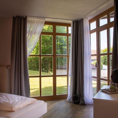 Feriendorf Glasgarten Roetz Экстерьер фото