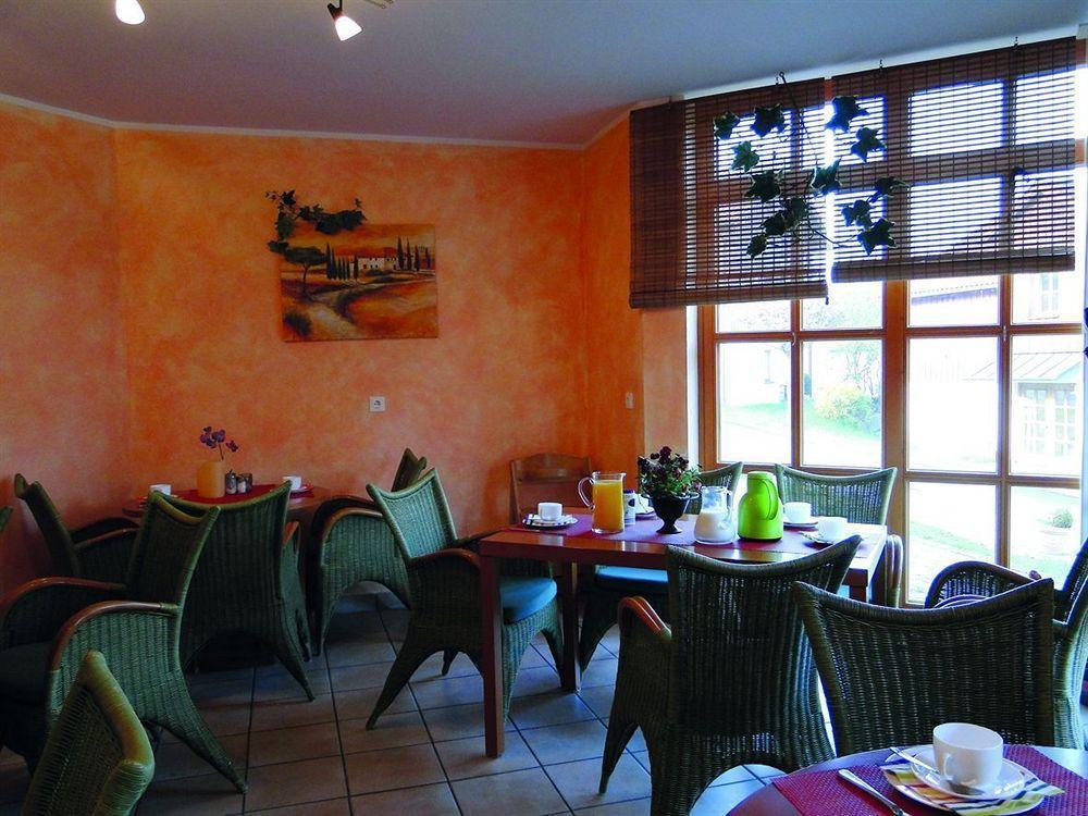 Feriendorf Glasgarten Roetz Экстерьер фото